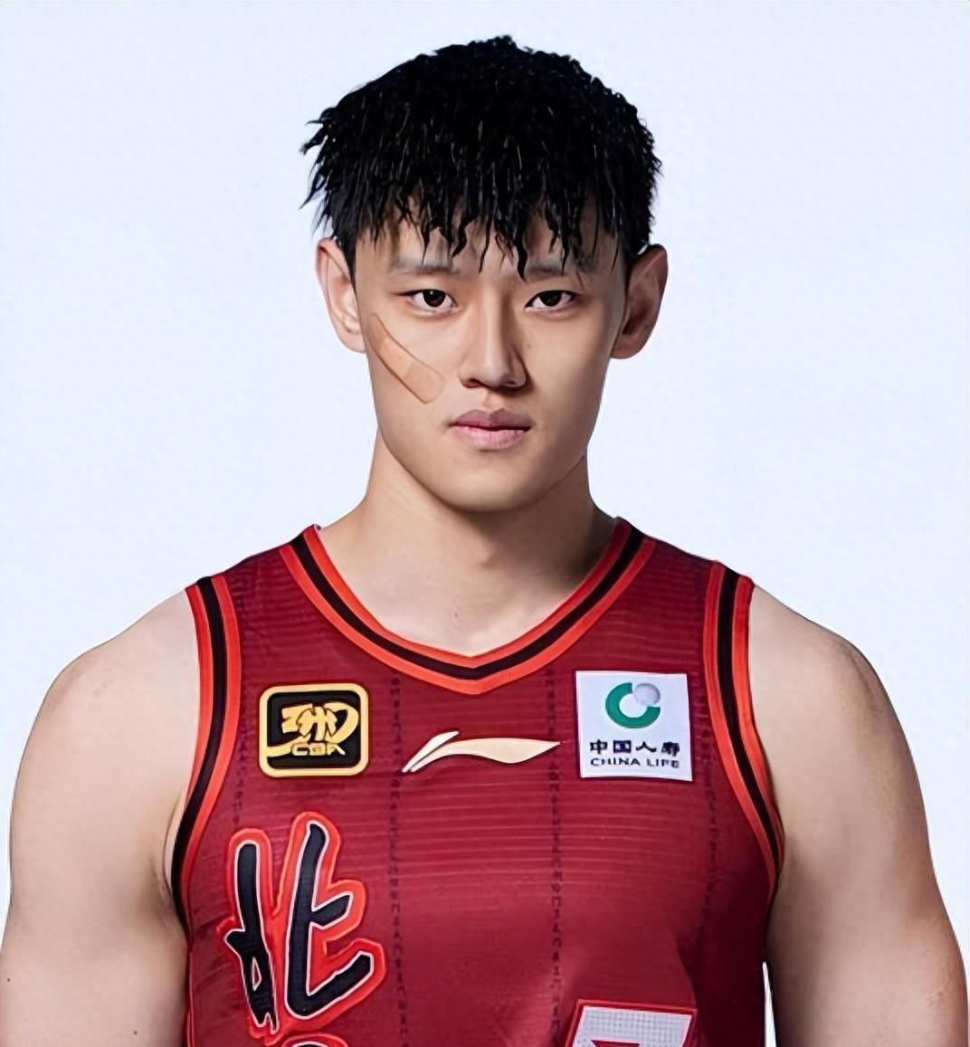 九游娱乐 -CBA常规赛冲刺阶段走向成谜，山东泰山强势反弹，态度坚定，阵容厚度经受考验的简单介绍