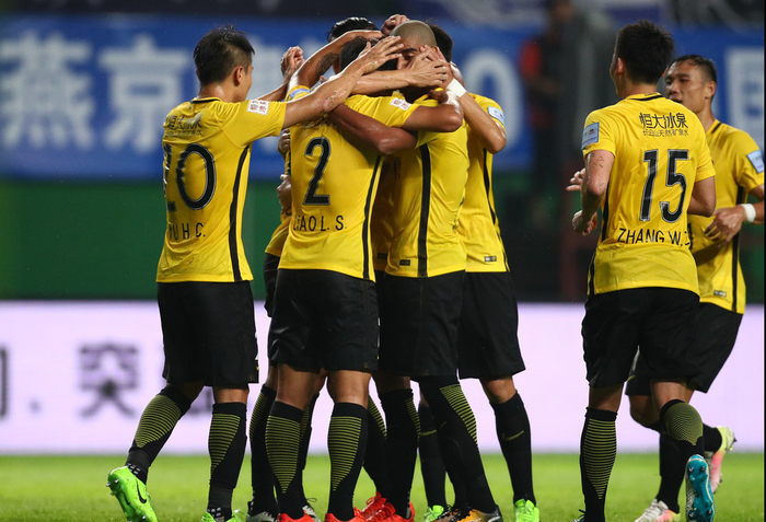 九游彩票 -加时末段尤文图斯备战亚冠，绝杀压哨细节曝光，压力陡增，资深球员宣示担当的简单介绍