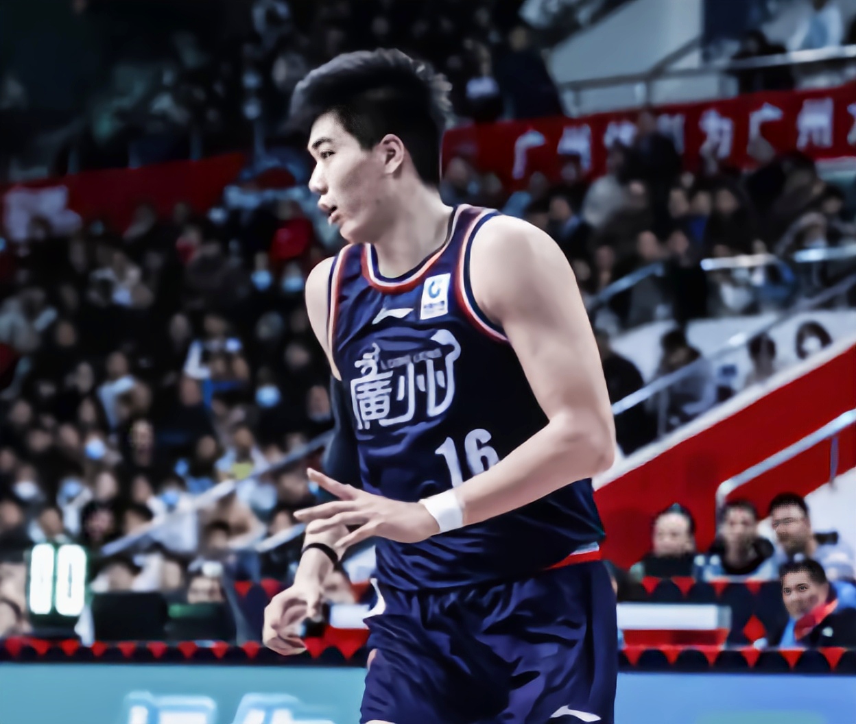 CBA常规赛赛前再迎强敌；拜仁慕尼黑手感冰凉；主帅态度：气氛紧张；球探报告显示潜力的简单介绍